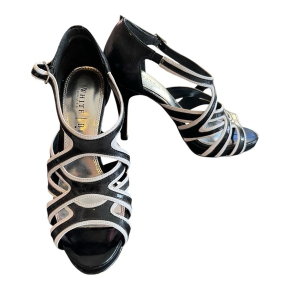 WHBM ‘Jan’ Black /White Contrast Heeled Sandals, size 7M - Picture 3 of 6